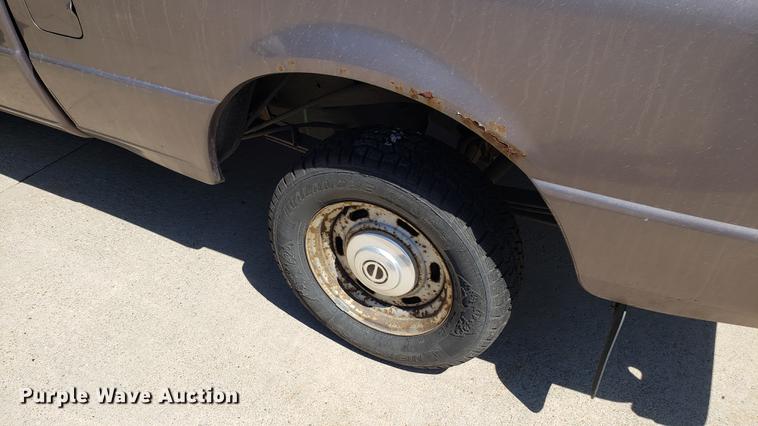 image for item EN9895 1997 Ford Ranger SuperCab pickup truck