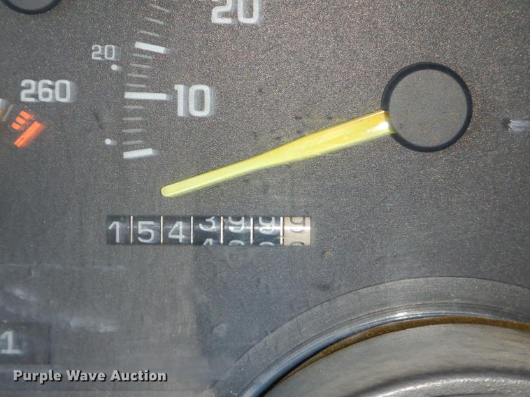 image for item EZ9752 1993 Chevrolet Suburban C2500 SUV