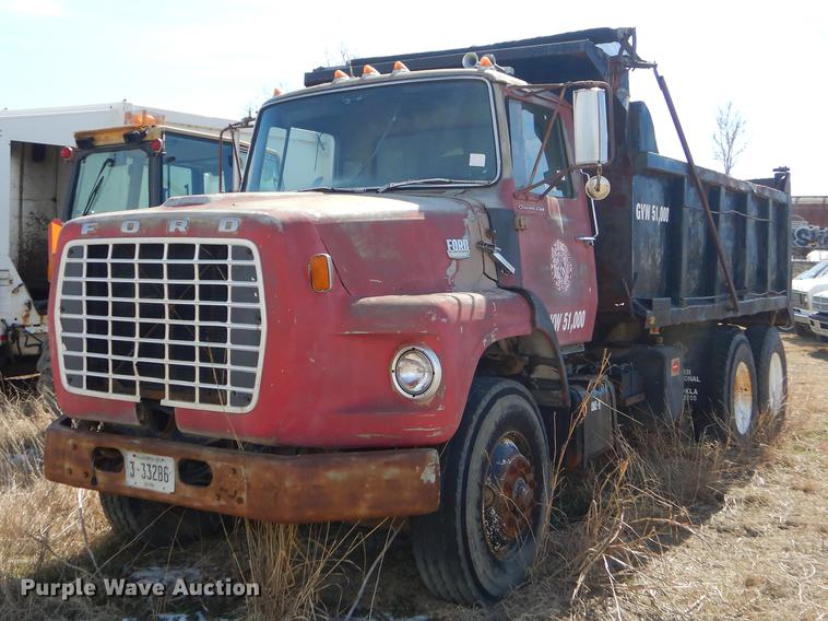 image for item EZ9753 1974 Ford Custom Cab dump truck