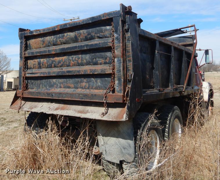 image for item EZ9753 1974 Ford Custom Cab dump truck