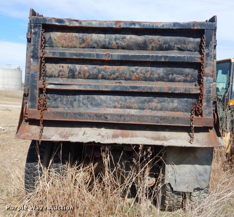 image for item EZ9753 1974 Ford Custom Cab dump truck