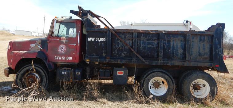 image for item EZ9753 1974 Ford Custom Cab dump truck