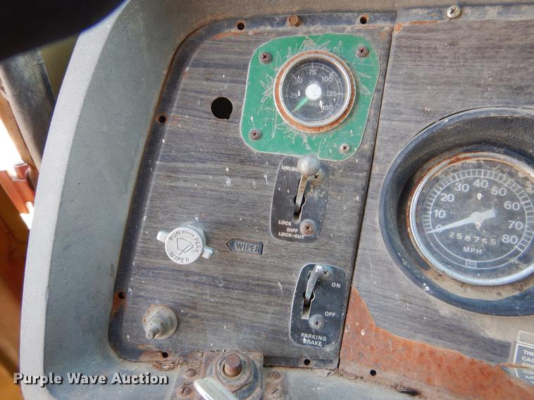 image for item EZ9753 1974 Ford Custom Cab dump truck