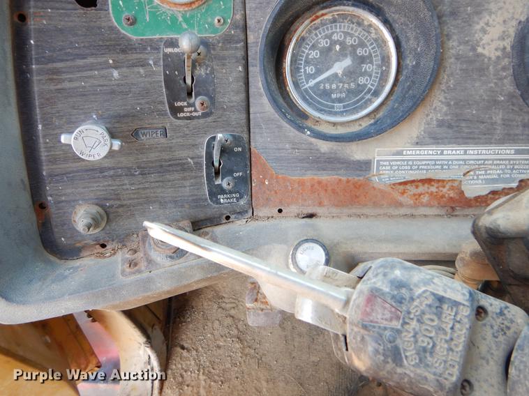 image for item EZ9753 1974 Ford Custom Cab dump truck