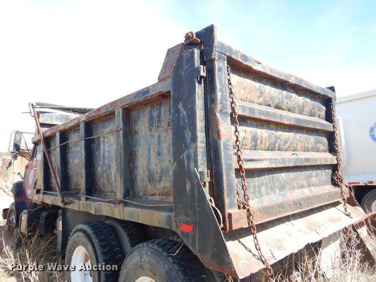 image for item EZ9753 1974 Ford Custom Cab dump truck