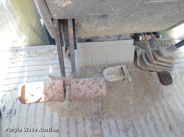 image for item EZ9754 Ford 555D industrial tractor