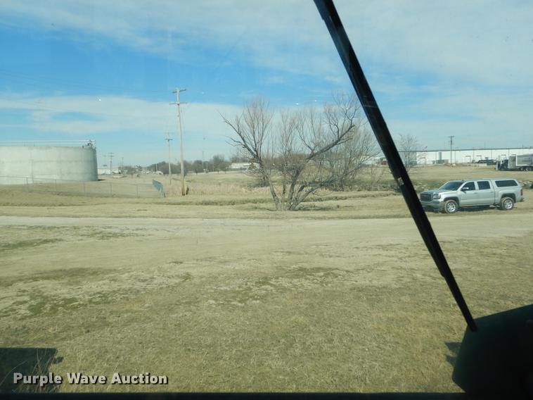 image for item EZ9754 Ford 555D industrial tractor