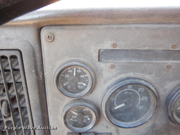 image for item EZ9755 2003 Crane Carrier PLDT240 refuse truck