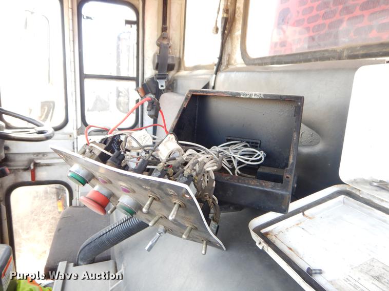 image for item EZ9755 2003 Crane Carrier PLDT240 refuse truck