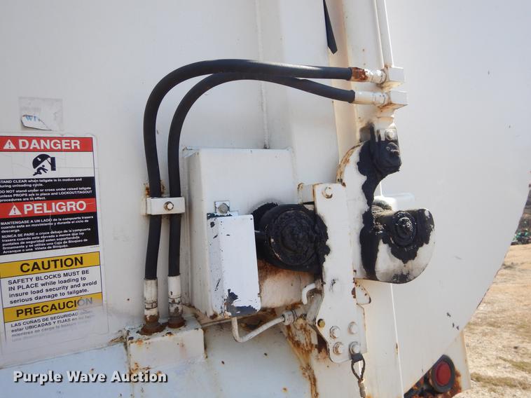 image for item EZ9755 2003 Crane Carrier PLDT240 refuse truck