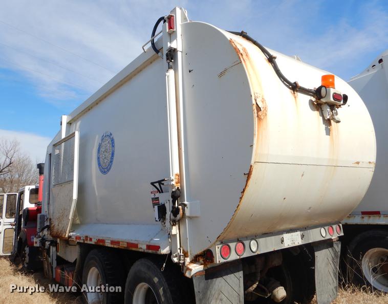 image for item EZ9755 2003 Crane Carrier PLDT240 refuse truck