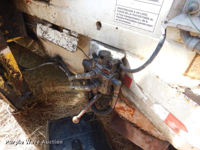 image for item EZ9755 2003 Crane Carrier PLDT240 refuse truck