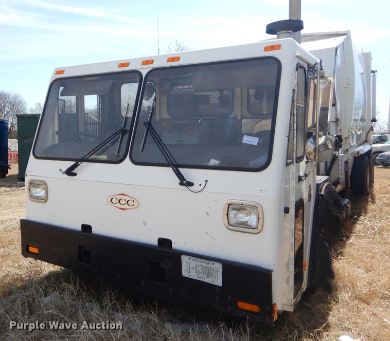 image for item EZ9756 2007 Crane Carrier refuse truck