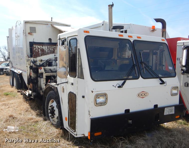 image for item EZ9756 2007 Crane Carrier refuse truck