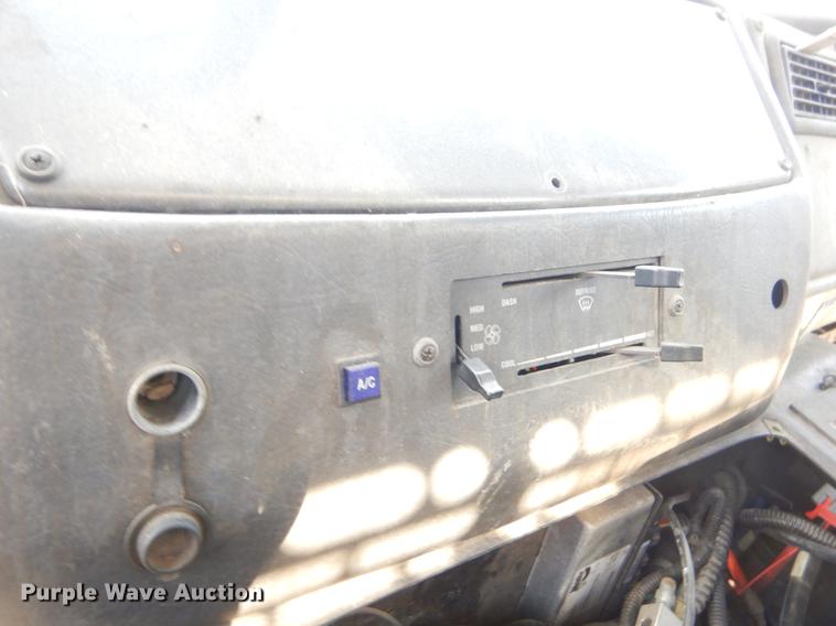 image for item EZ9756 2007 Crane Carrier refuse truck