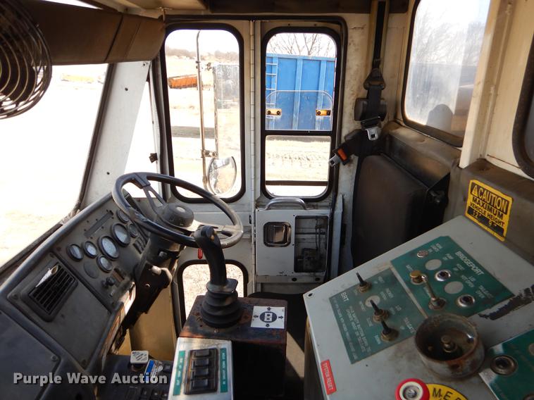 image for item EZ9756 2007 Crane Carrier refuse truck