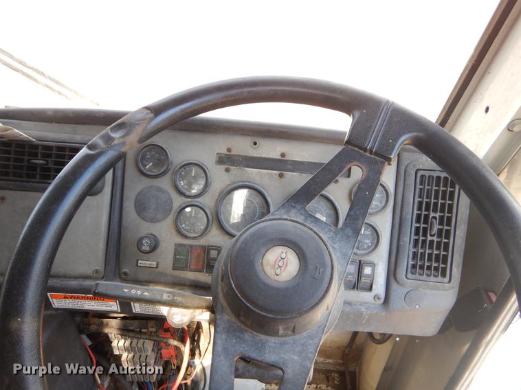 image for item EZ9756 2007 Crane Carrier refuse truck