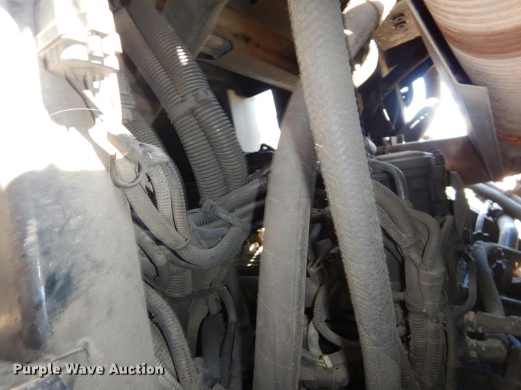 image for item EZ9756 2007 Crane Carrier refuse truck