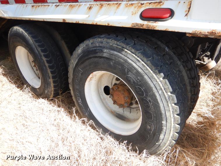 image for item EZ9756 2007 Crane Carrier refuse truck