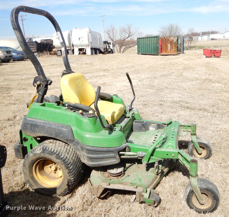 image for item EZ9757 John Deere ZTrak Pro lawn mower
