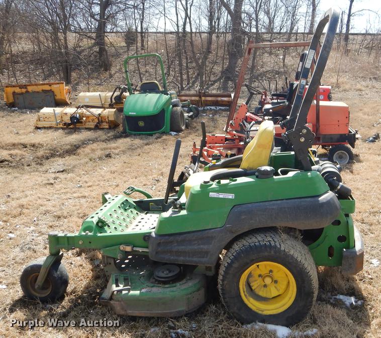 image for item EZ9757 John Deere ZTrak Pro lawn mower