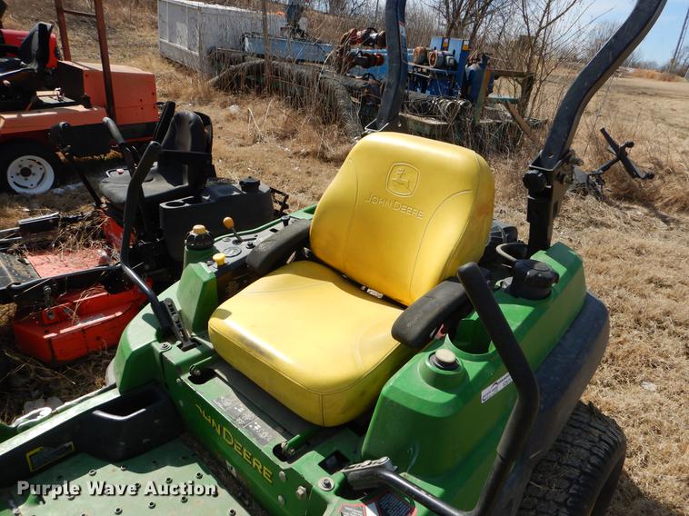 image for item EZ9757 John Deere ZTrak Pro lawn mower