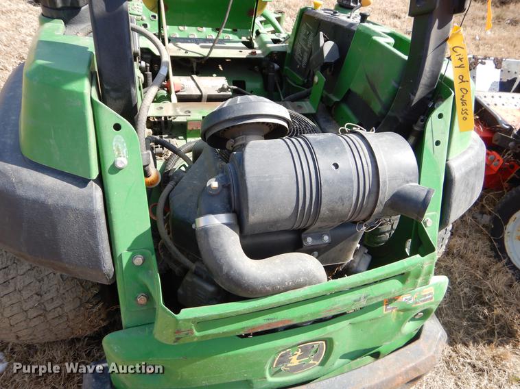 image for item EZ9757 John Deere ZTrak Pro lawn mower