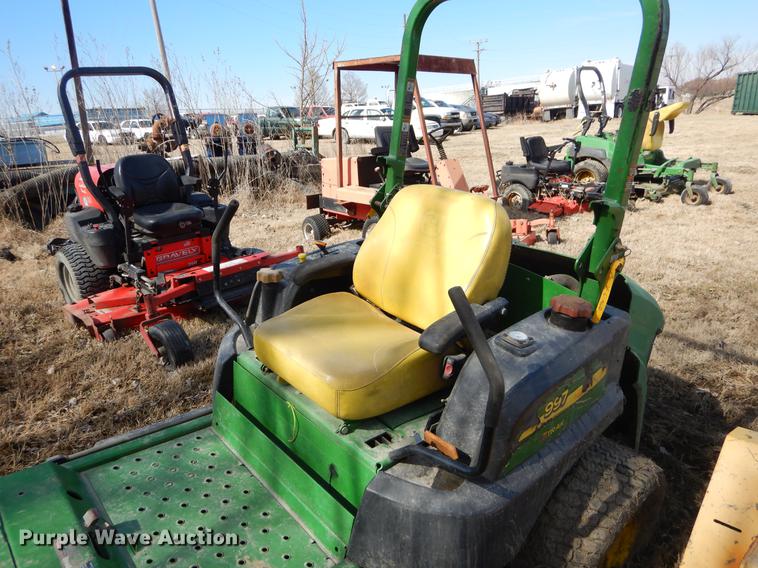 image for item EZ9763 John Deere 997 ZTR lawn mower