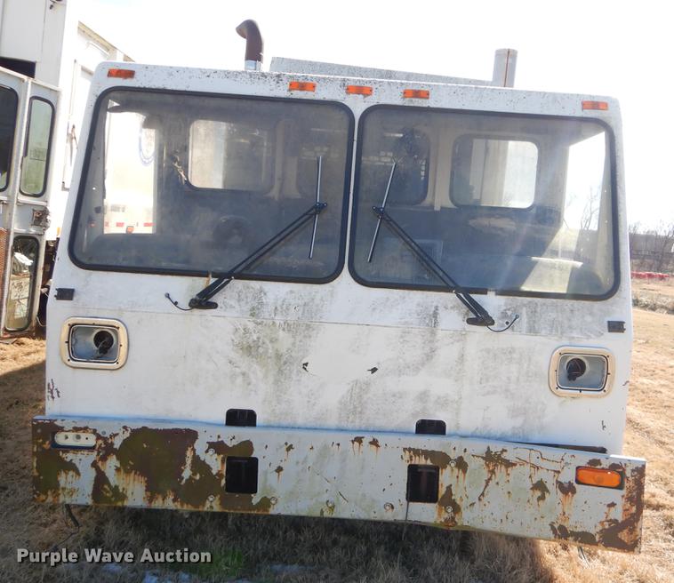 image for item EZ9776 2003 Crane Carrier refuse truck