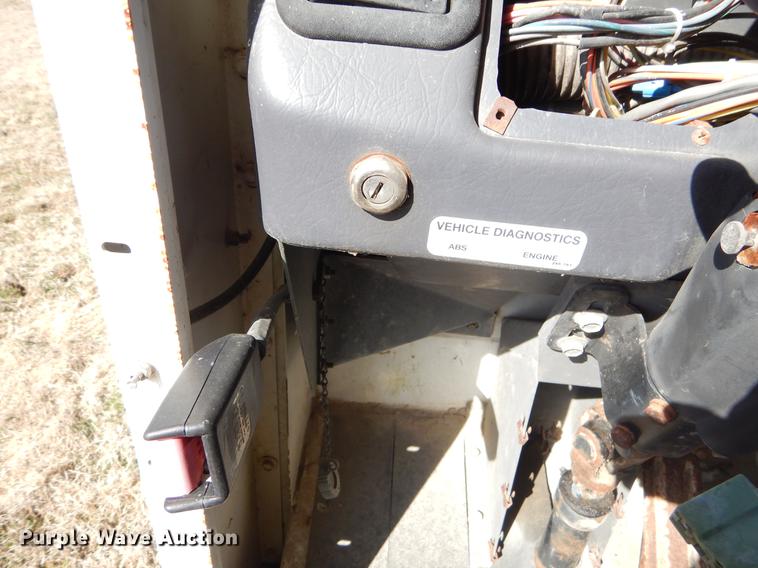 image for item EZ9776 2003 Crane Carrier refuse truck