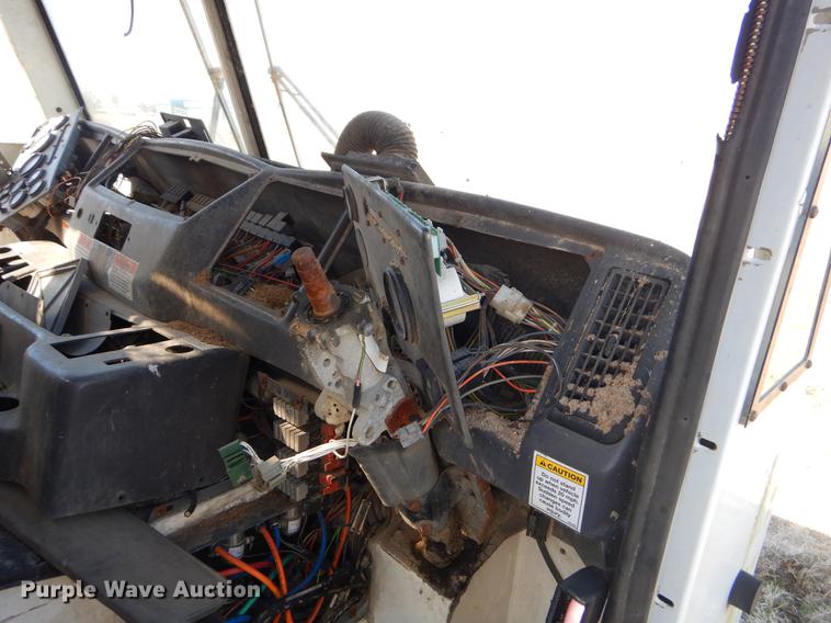 image for item EZ9776 2003 Crane Carrier refuse truck