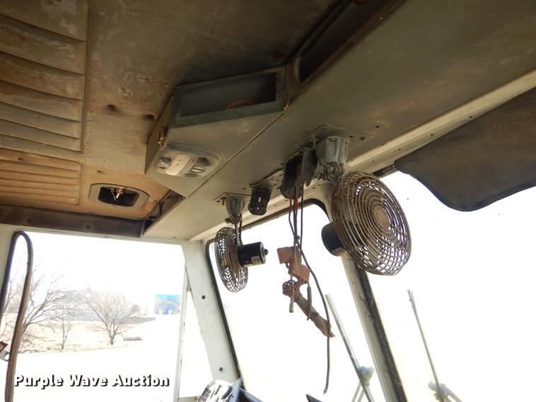 image for item EZ9776 2003 Crane Carrier refuse truck