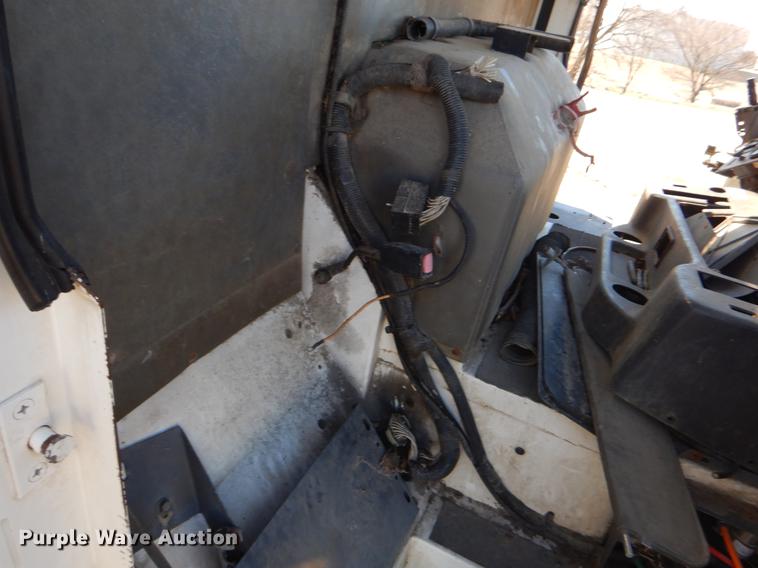 image for item EZ9776 2003 Crane Carrier refuse truck