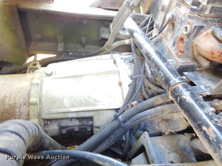 image for item EZ9776 2003 Crane Carrier refuse truck