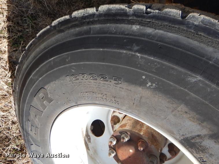 image for item EZ9776 2003 Crane Carrier refuse truck