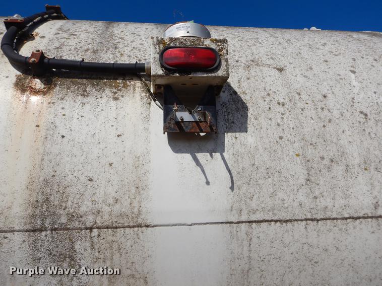 image for item EZ9776 2003 Crane Carrier refuse truck