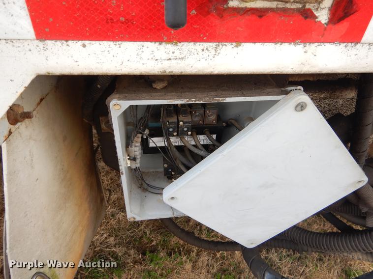 image for item EZ9776 2003 Crane Carrier refuse truck