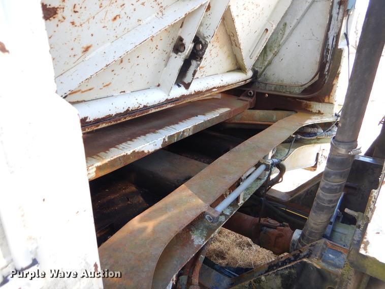 image for item EZ9776 2003 Crane Carrier refuse truck