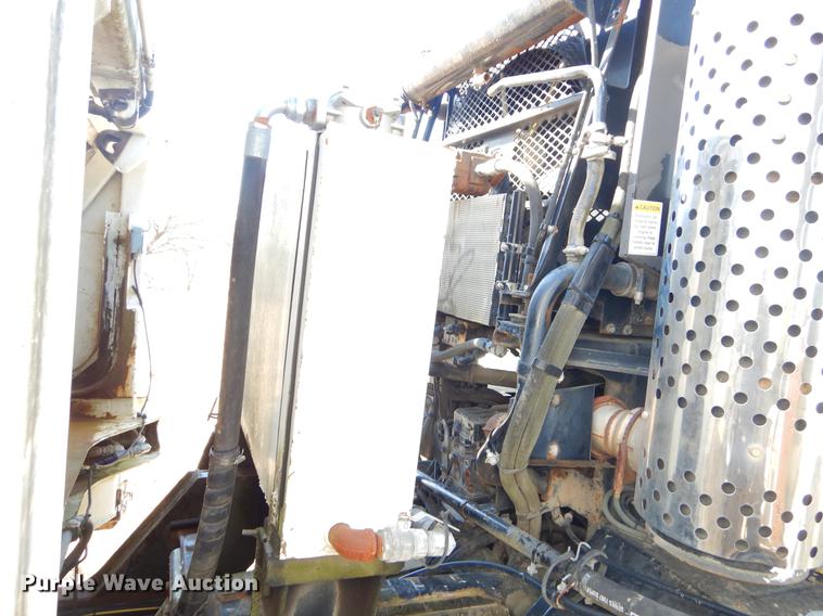 image for item EZ9776 2003 Crane Carrier refuse truck