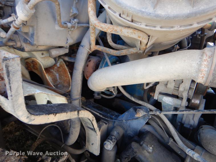 image for item EZ9778 2005 International 7400 refuse truck