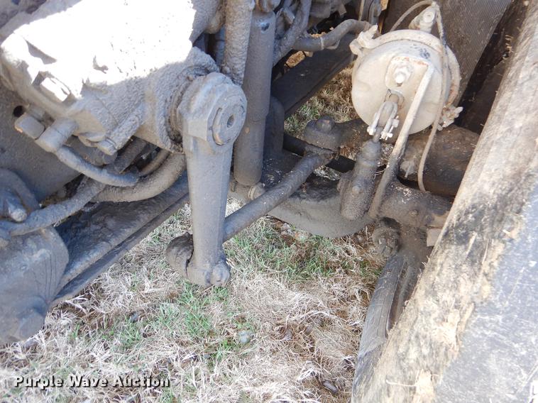 image for item EZ9778 2005 International 7400 refuse truck