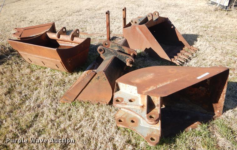 image for item EZ9784 (5) excavator buckets