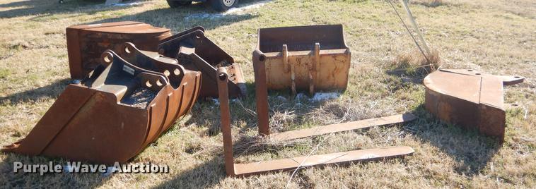 image for item EZ9784 (5) excavator buckets