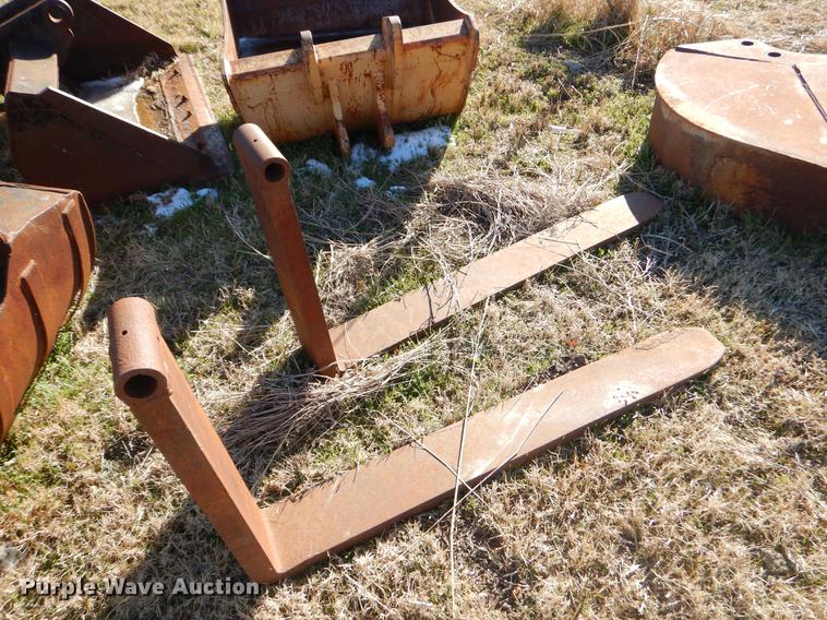 image for item EZ9784 (5) excavator buckets