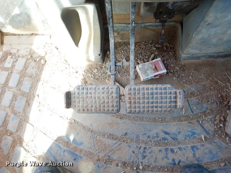 image for item EZ9932 1996 New Holland 575E backhoe