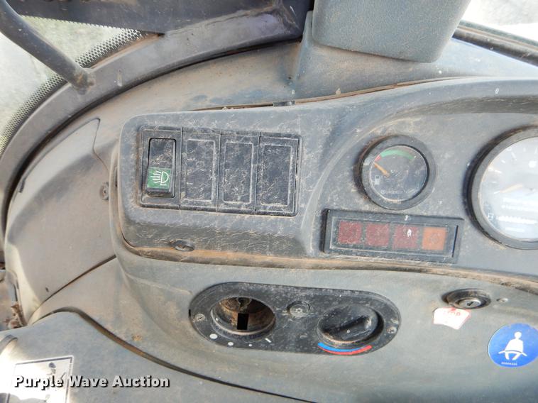 image for item EZ9932 1996 New Holland 575E backhoe