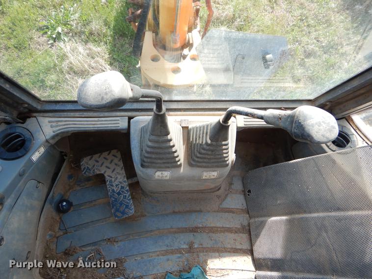 image for item EZ9932 1996 New Holland 575E backhoe