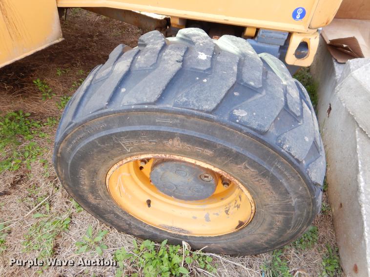 image for item EZ9932 1996 New Holland 575E backhoe