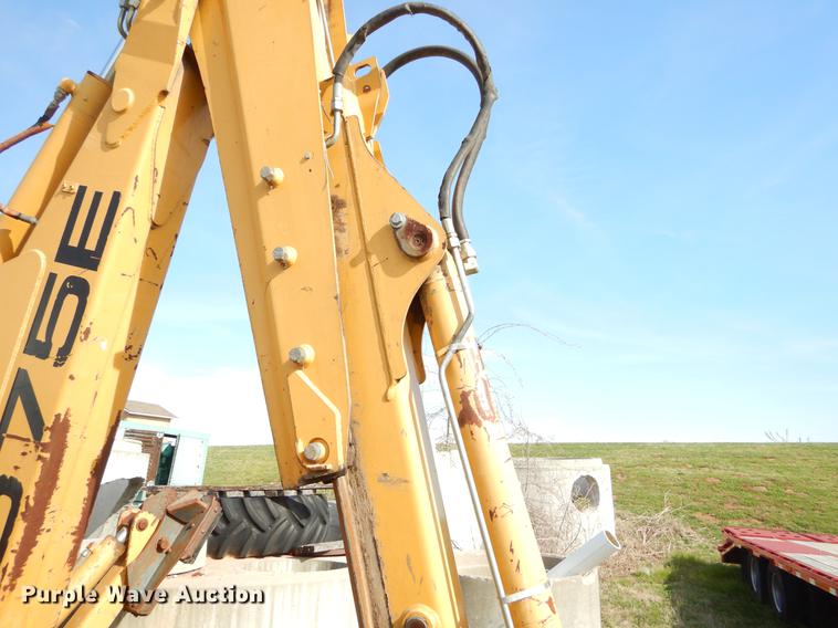 image for item EZ9932 1996 New Holland 575E backhoe