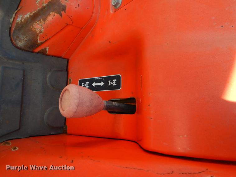 image for item EZ9934 Kubota L3010D tractor